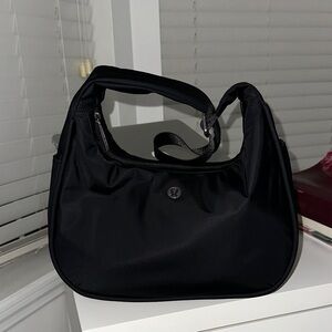 Lululemon City Essentials Shoulder Bag 4L